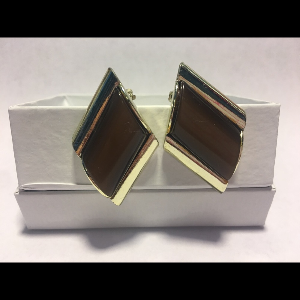 Vintage Charel signed‎ Earrings Clip Style NH